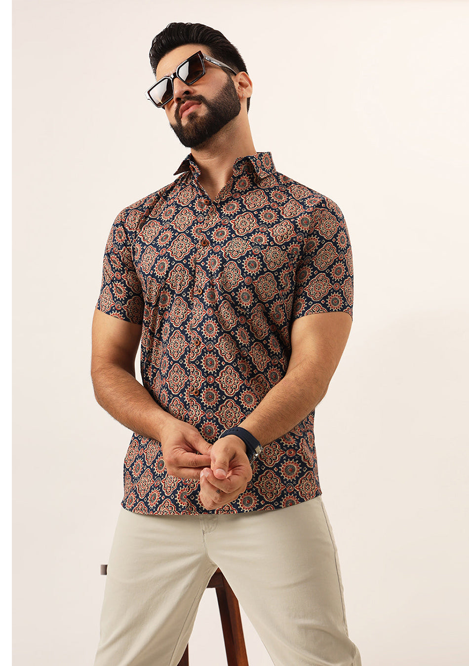 MultiColor Geometric Pure Cotton Regular Fit Casual Mem's Shirt