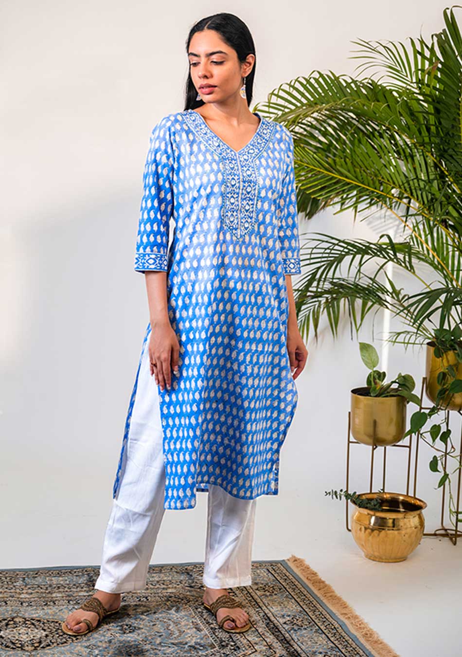 Blue Kurta with Leaf Patterns