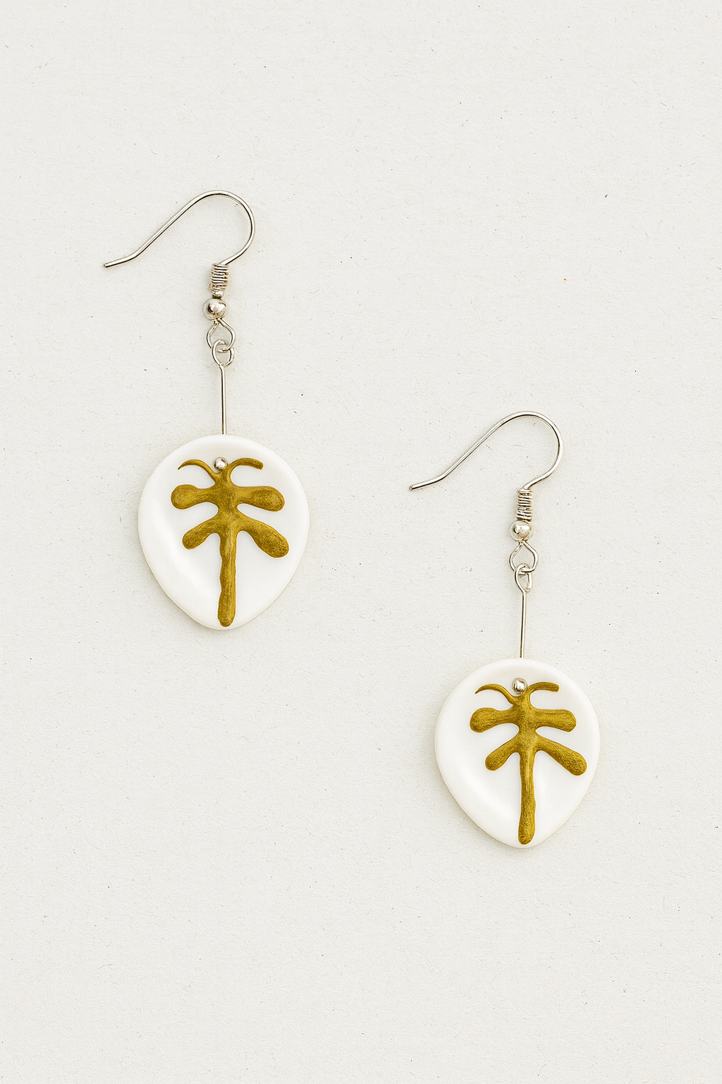 Round Palm Leaf  Earrings