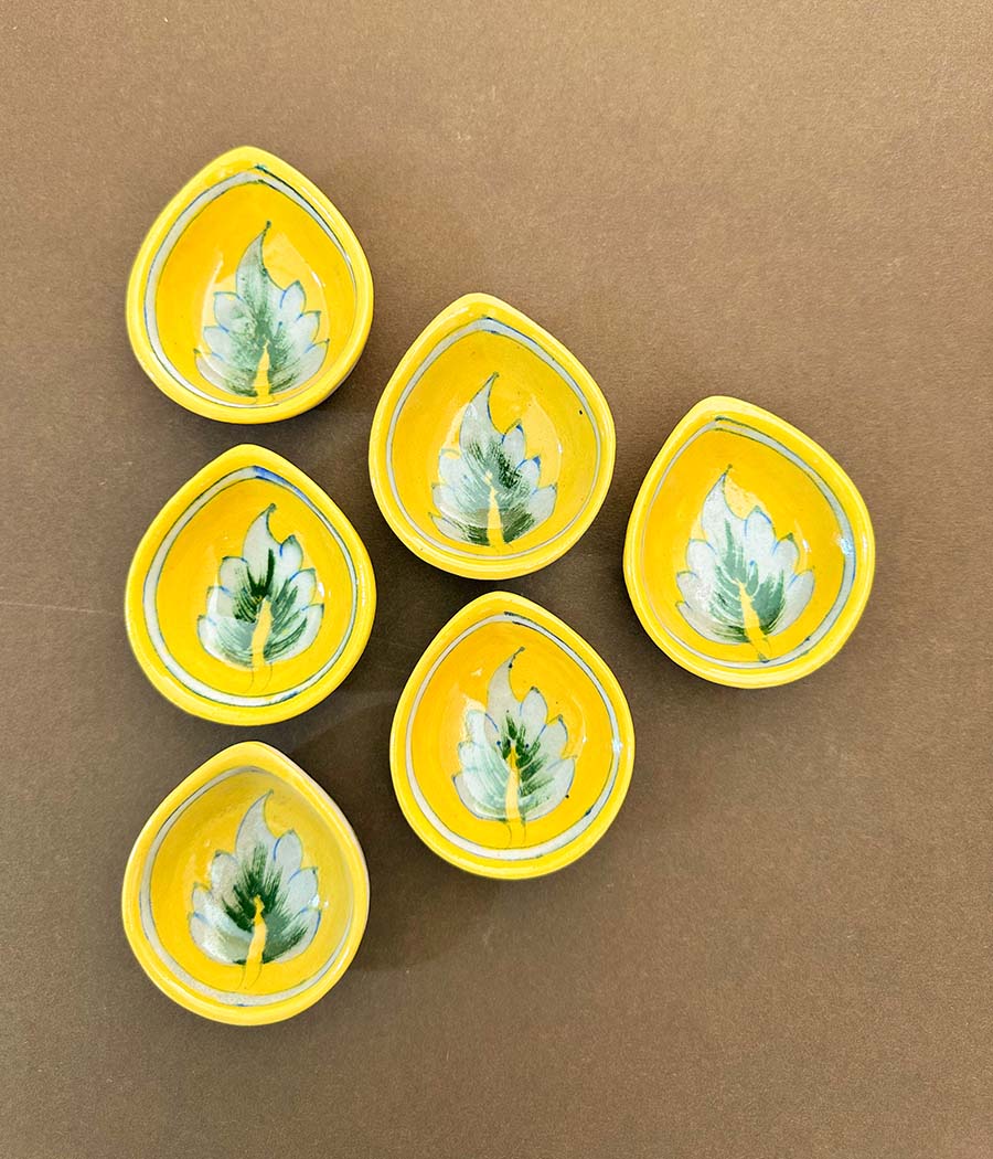 Blue Pottery Intricate Yellow Colour Diyas