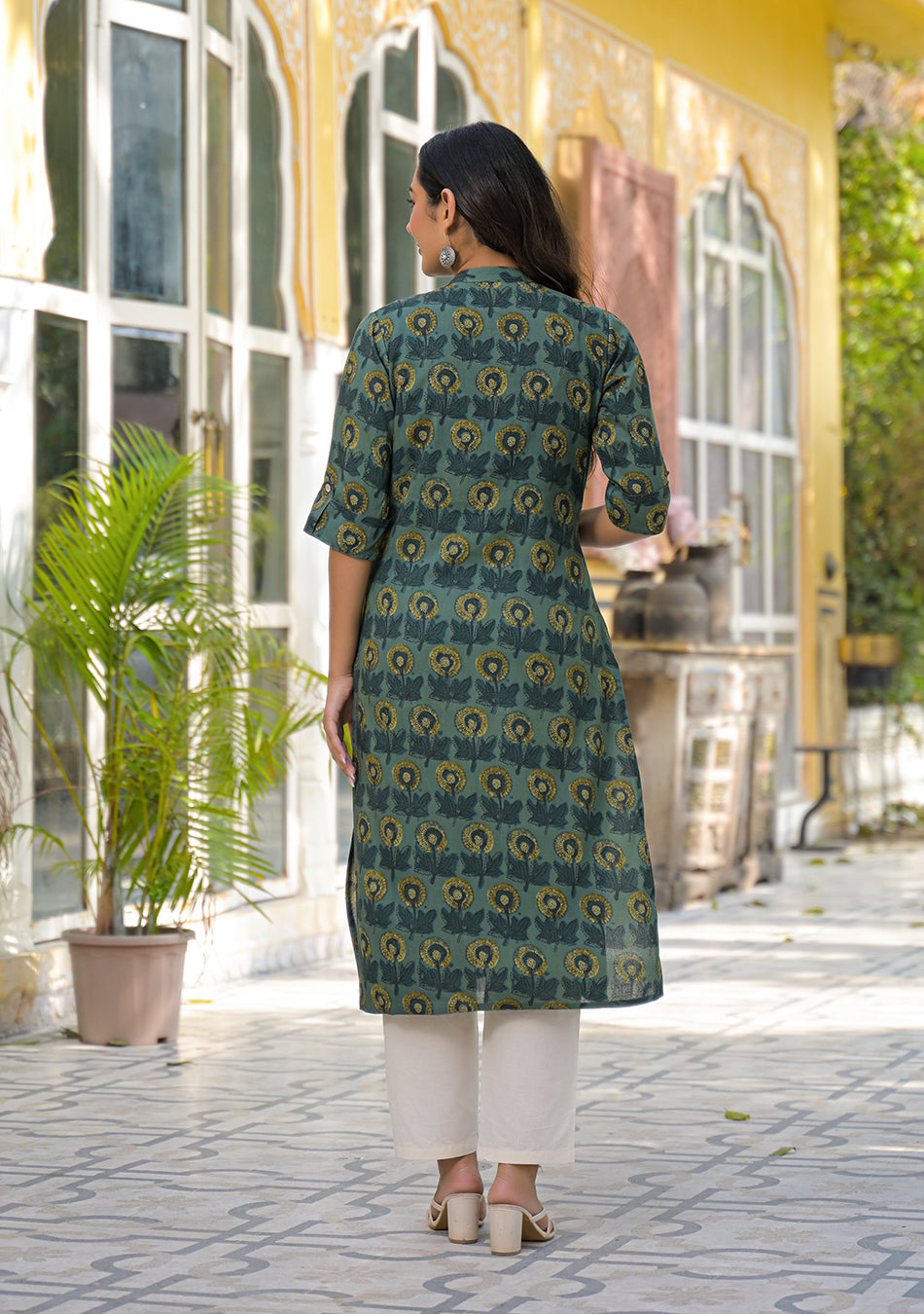 Aravalii Teal Mustard Floral Buta Kurta