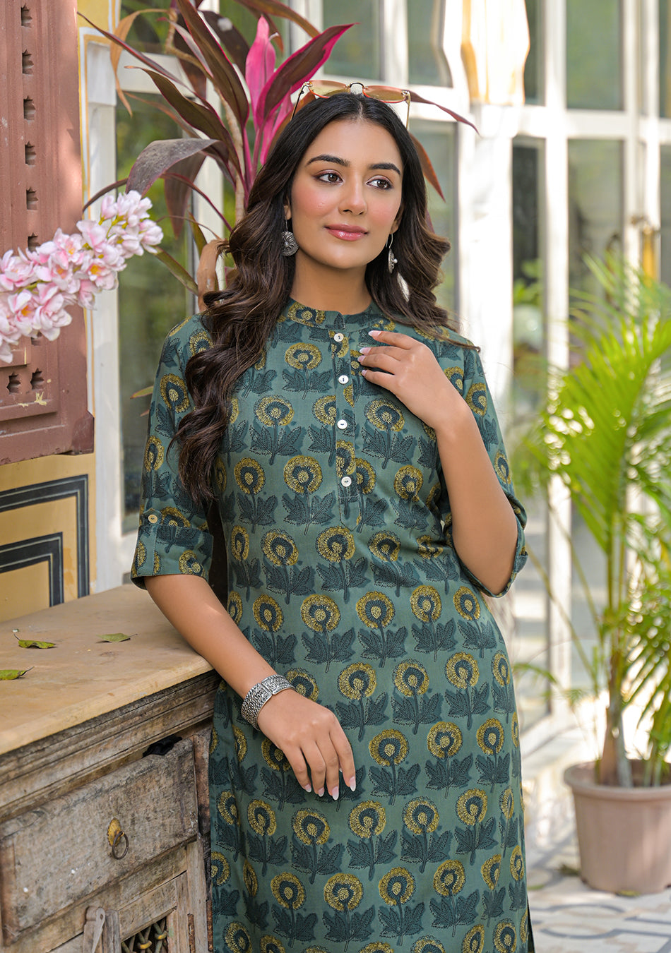 Aravalii Teal Mustard Floral Buta Kurta