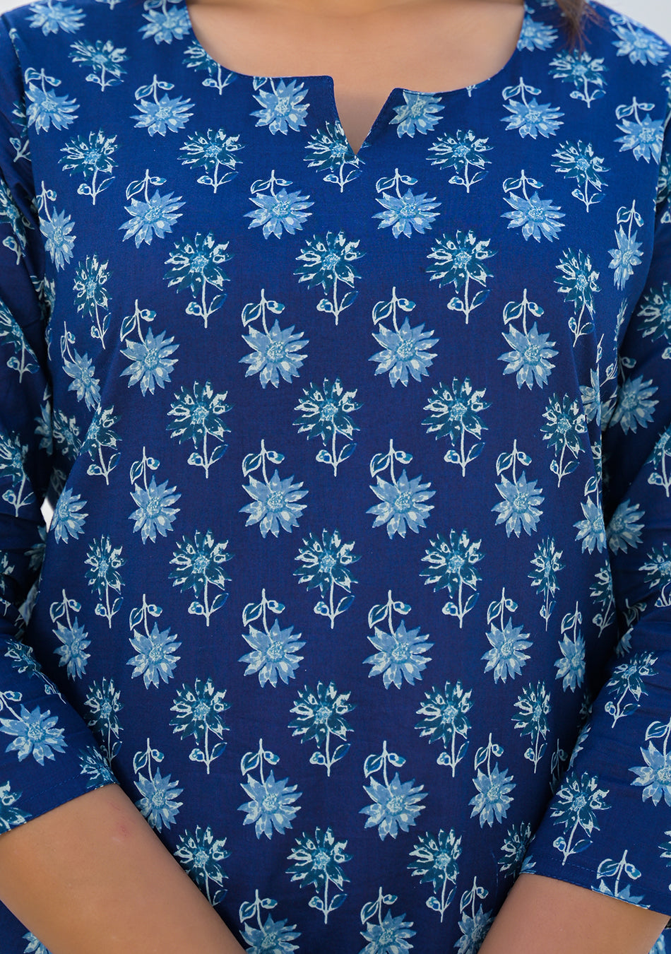 Aravalii Navy Blue Blossom Night Suit