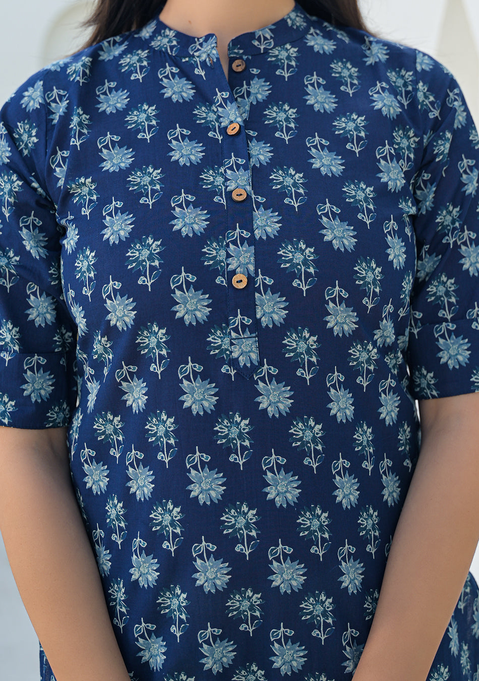 Aravalii Indigo mini floral Print Kurta