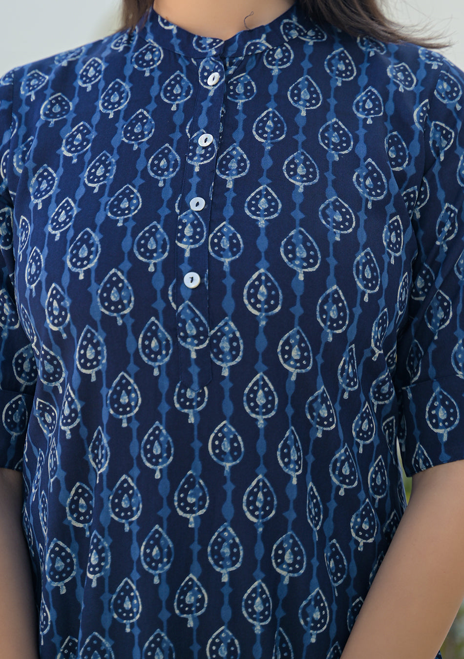 Aravalii Indigo Raindrop Motif Kurta
