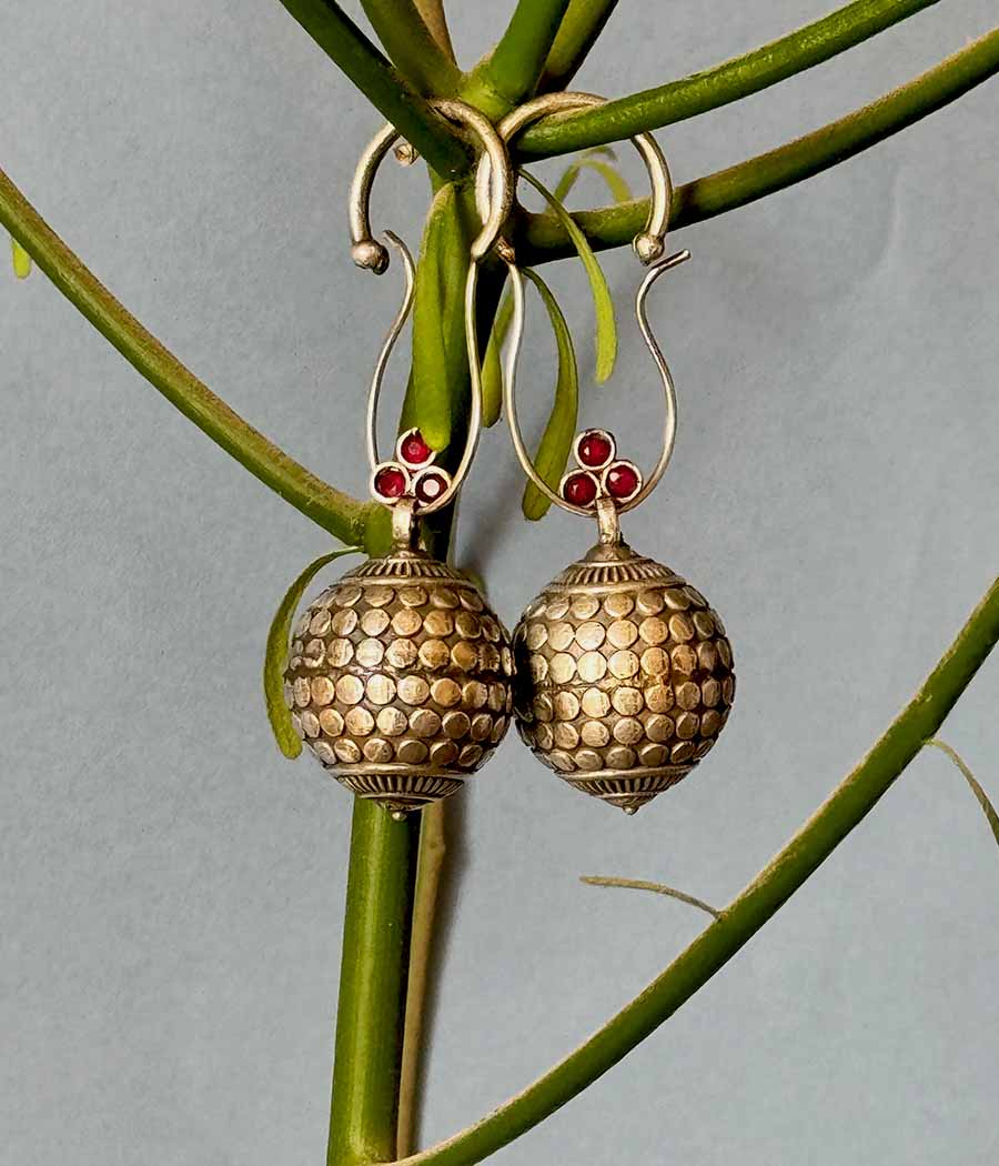 Red Sphere Elegance Danglers