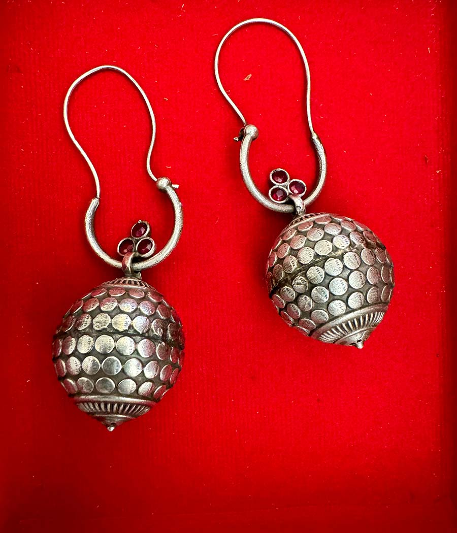 Red Sphere Elegance Danglers