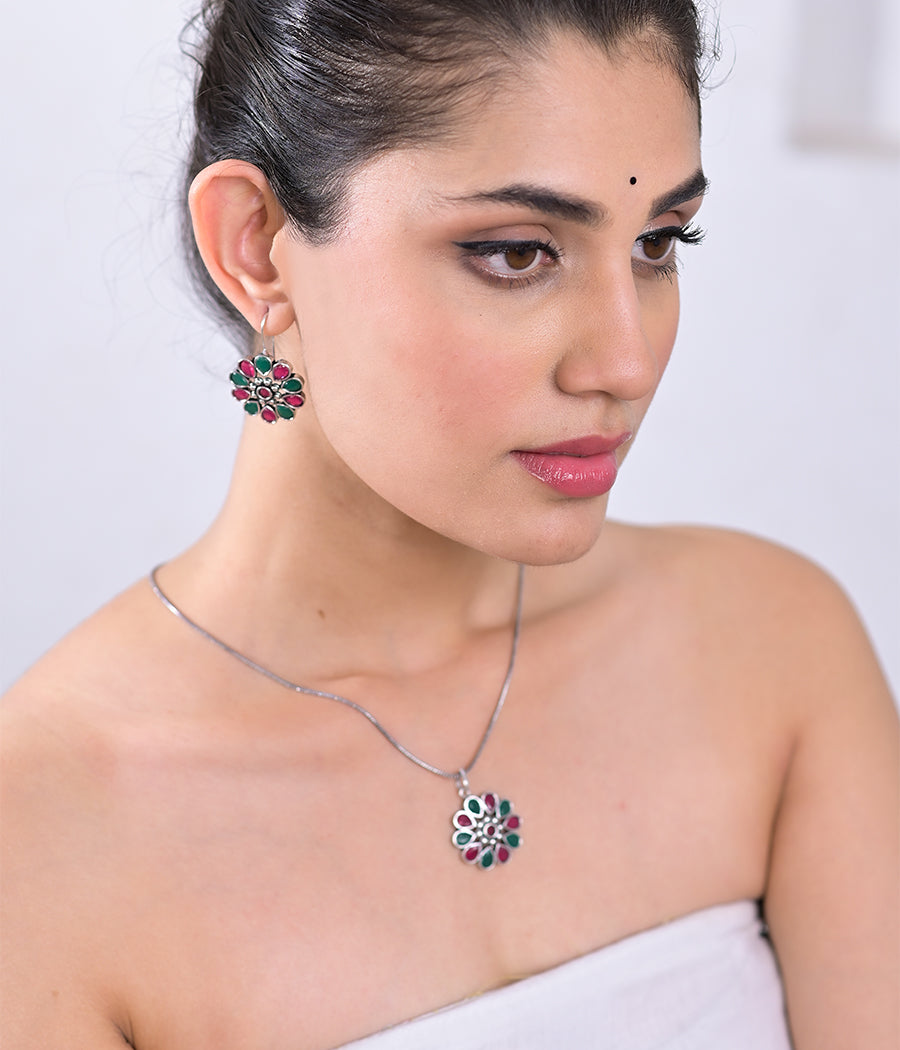 Crimson & Ivy Blossom Pendant Set