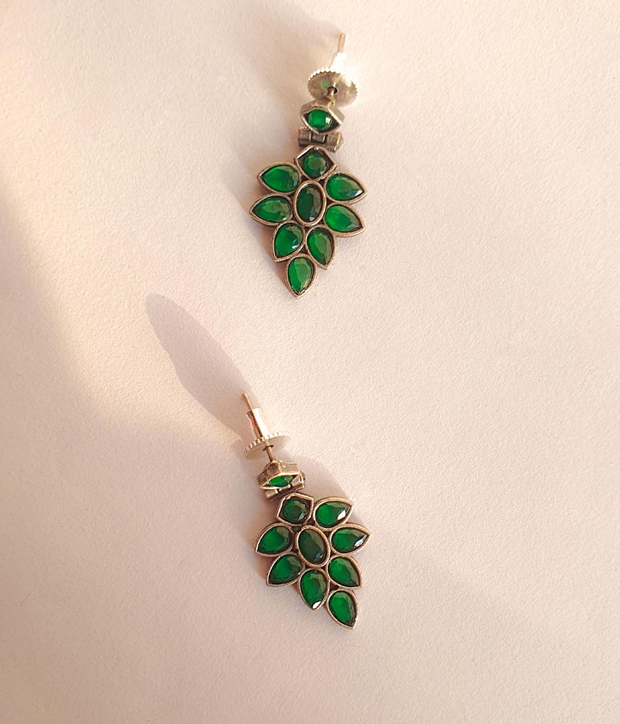 Verde Radiance Studs