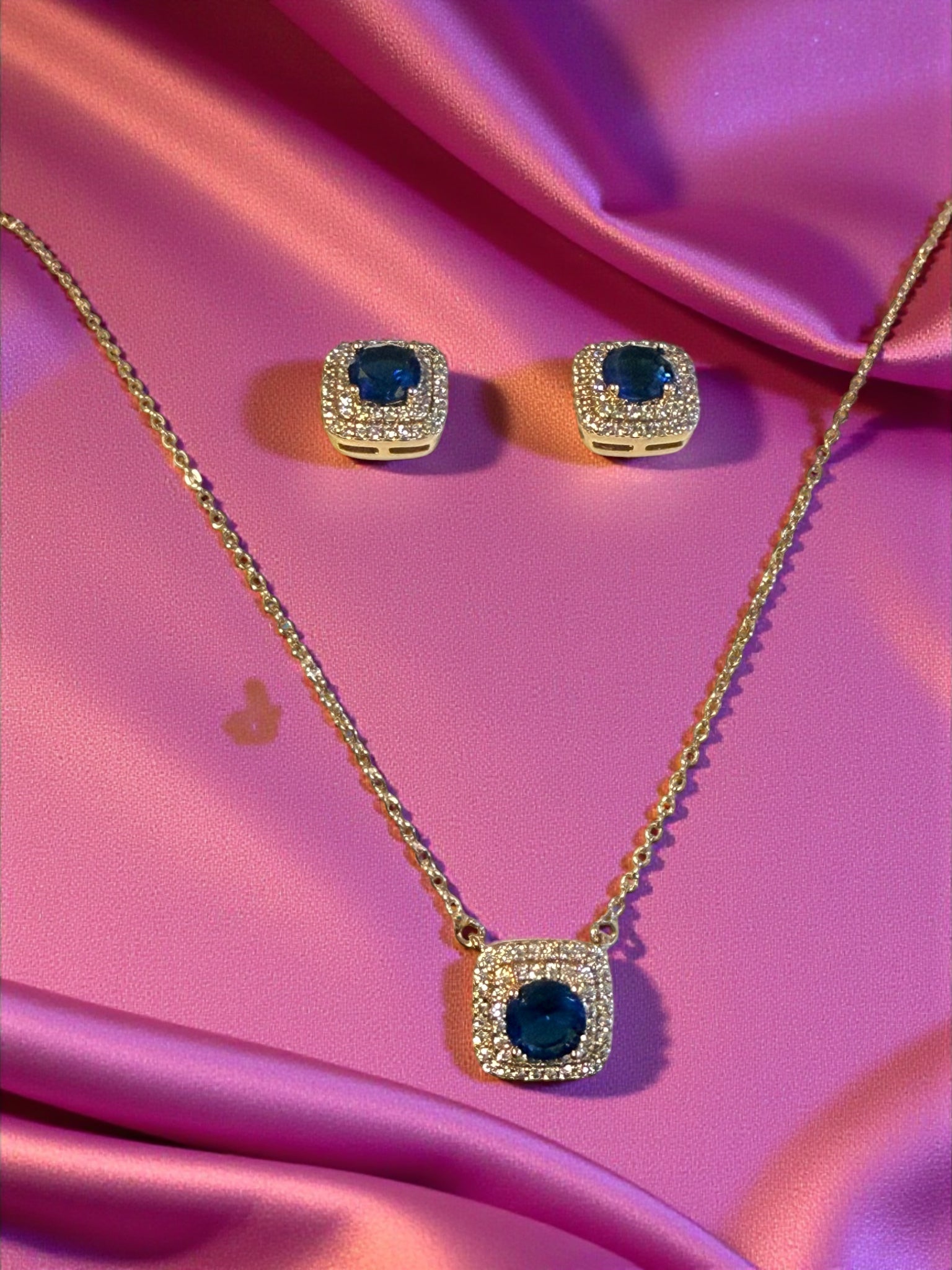 Royal Sapphire Glow Set