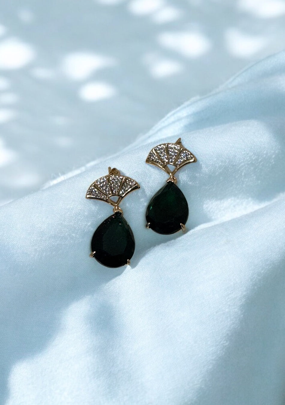 Emerald Fan Luxe Drops