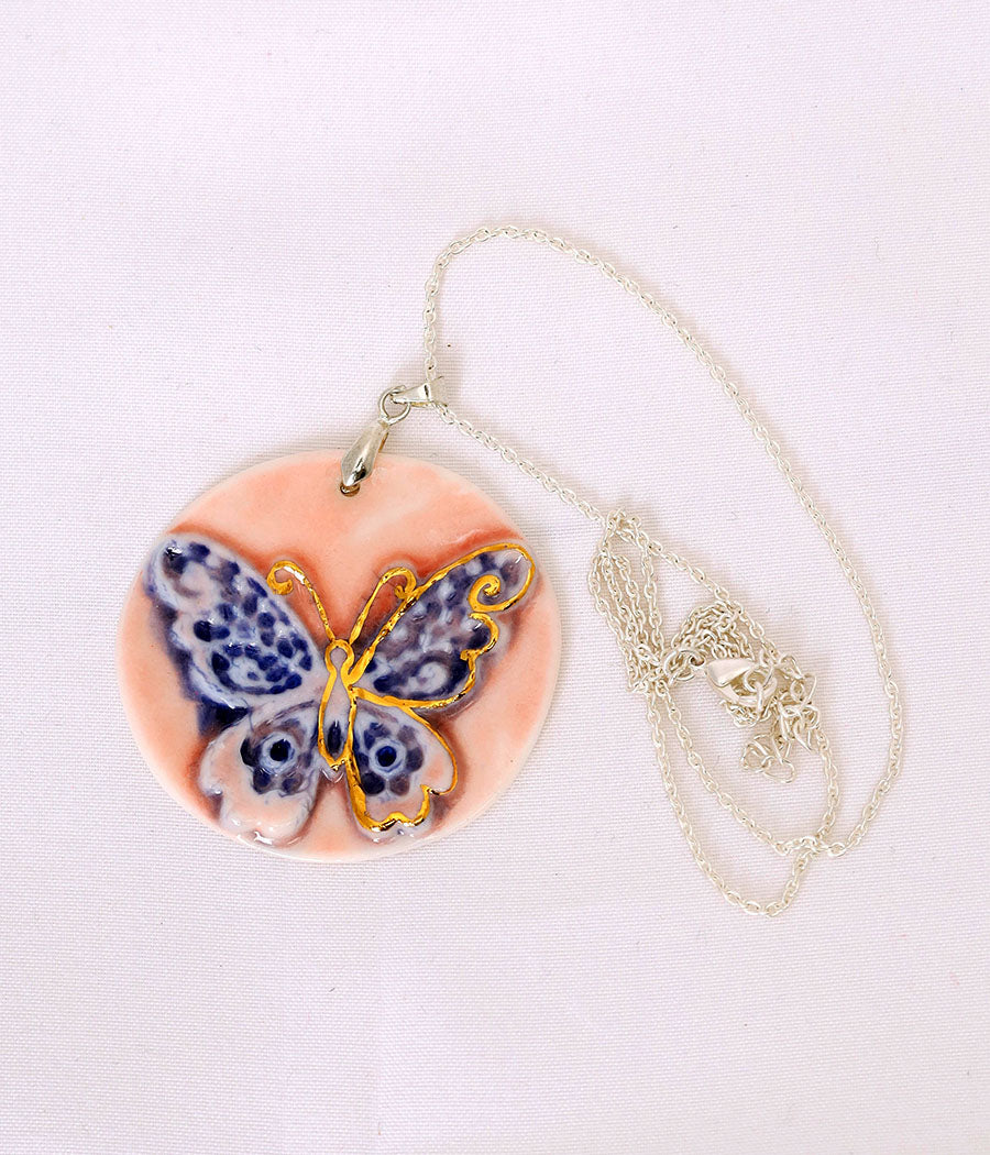 Butterfly Motif Design pendant and shell Earring Set