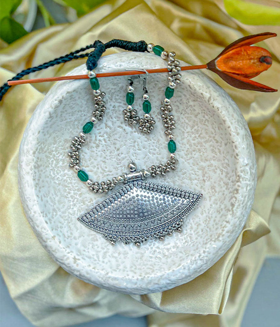 Ethnic Elegance Jewelry Set