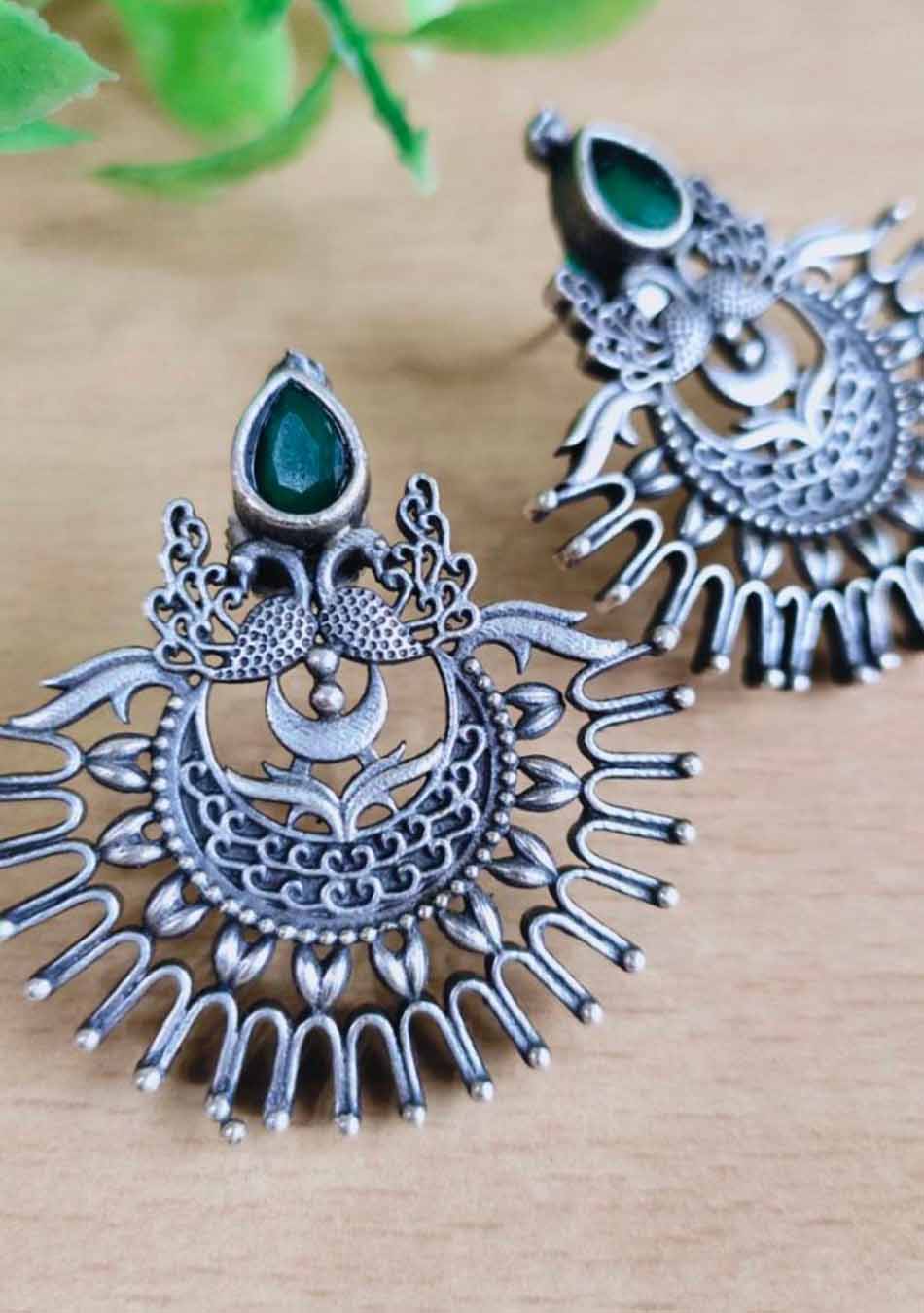 PEACOCK CRESCENT GREEN STUDS