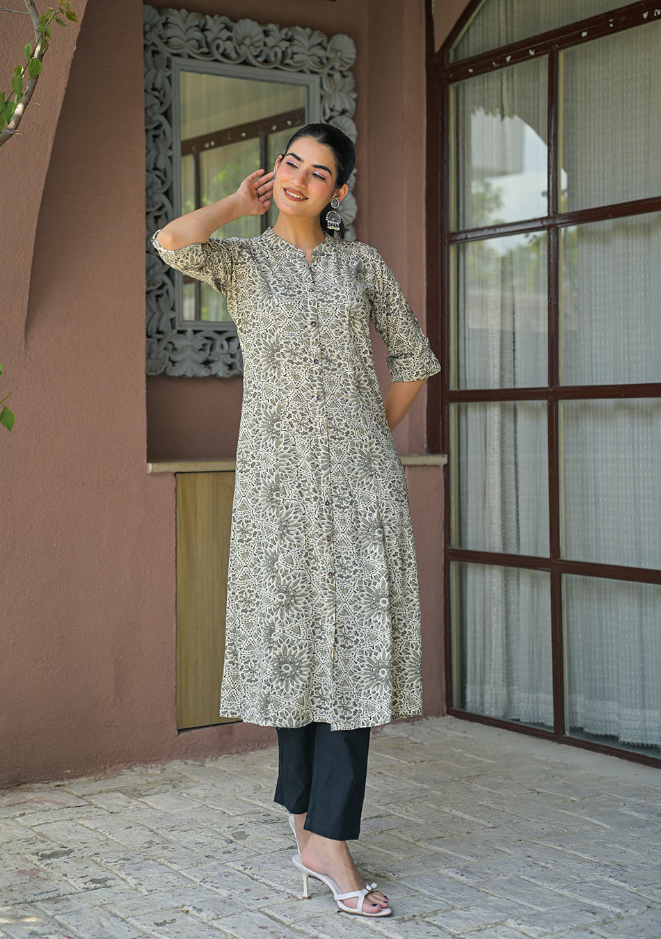 Aravalii Charcoal Floral A-Line Kurta