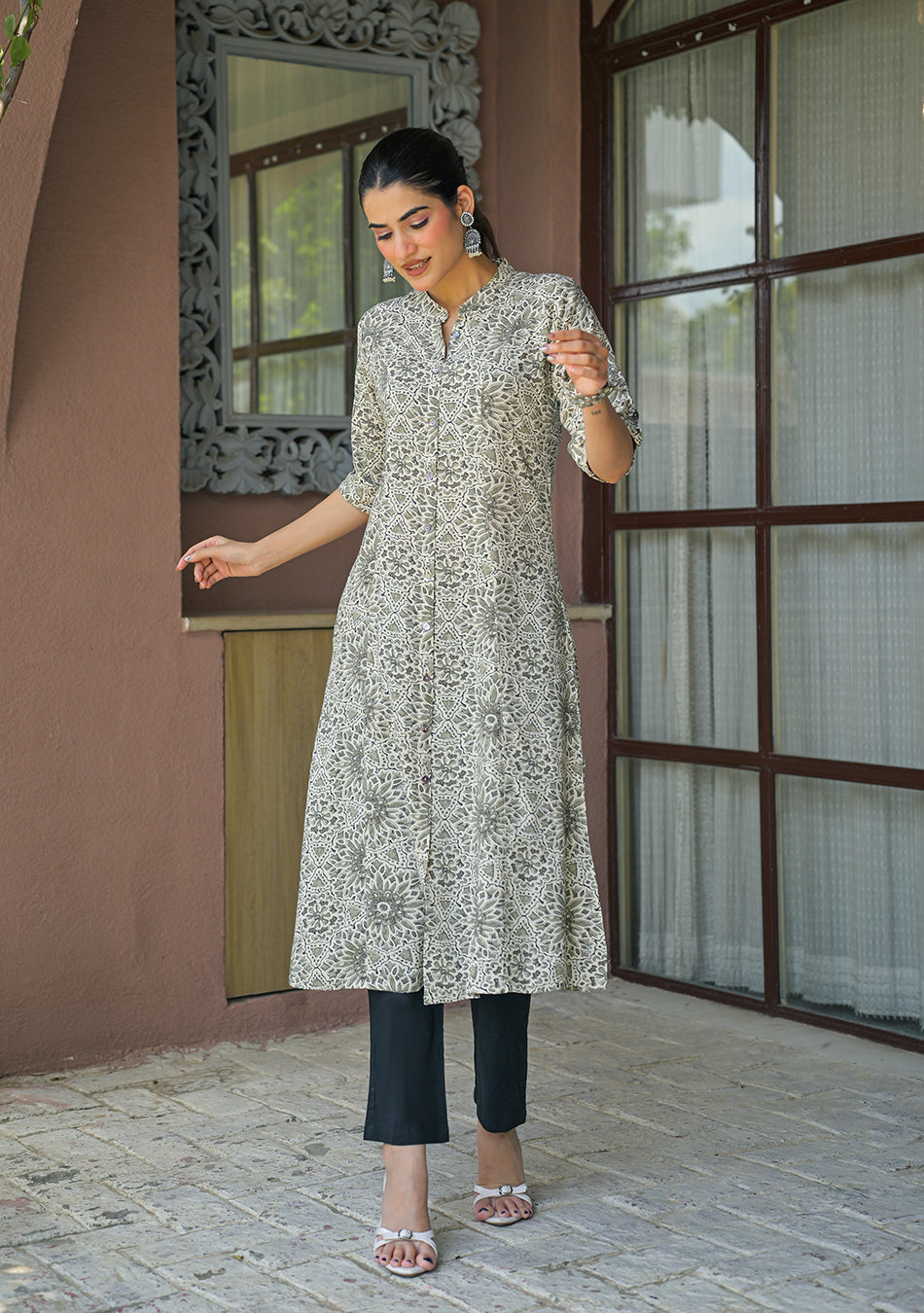 Aravalii Charcoal Floral A-Line Kurta