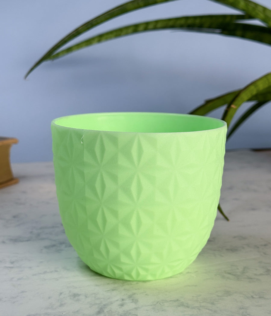 DIAMOND PLANTERS