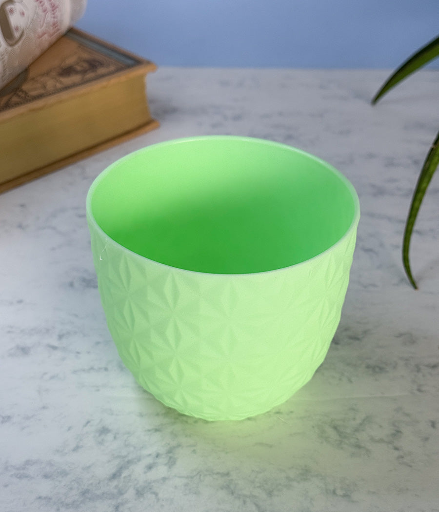 DIAMOND PLANTERS