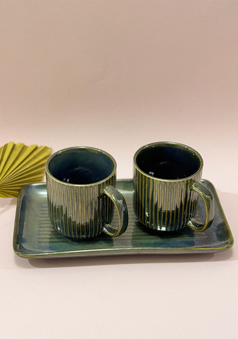 Turaco Mugs with Tray - Set of 2