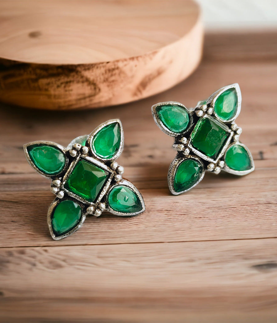 VERDE PETAL STUD EARRINGS