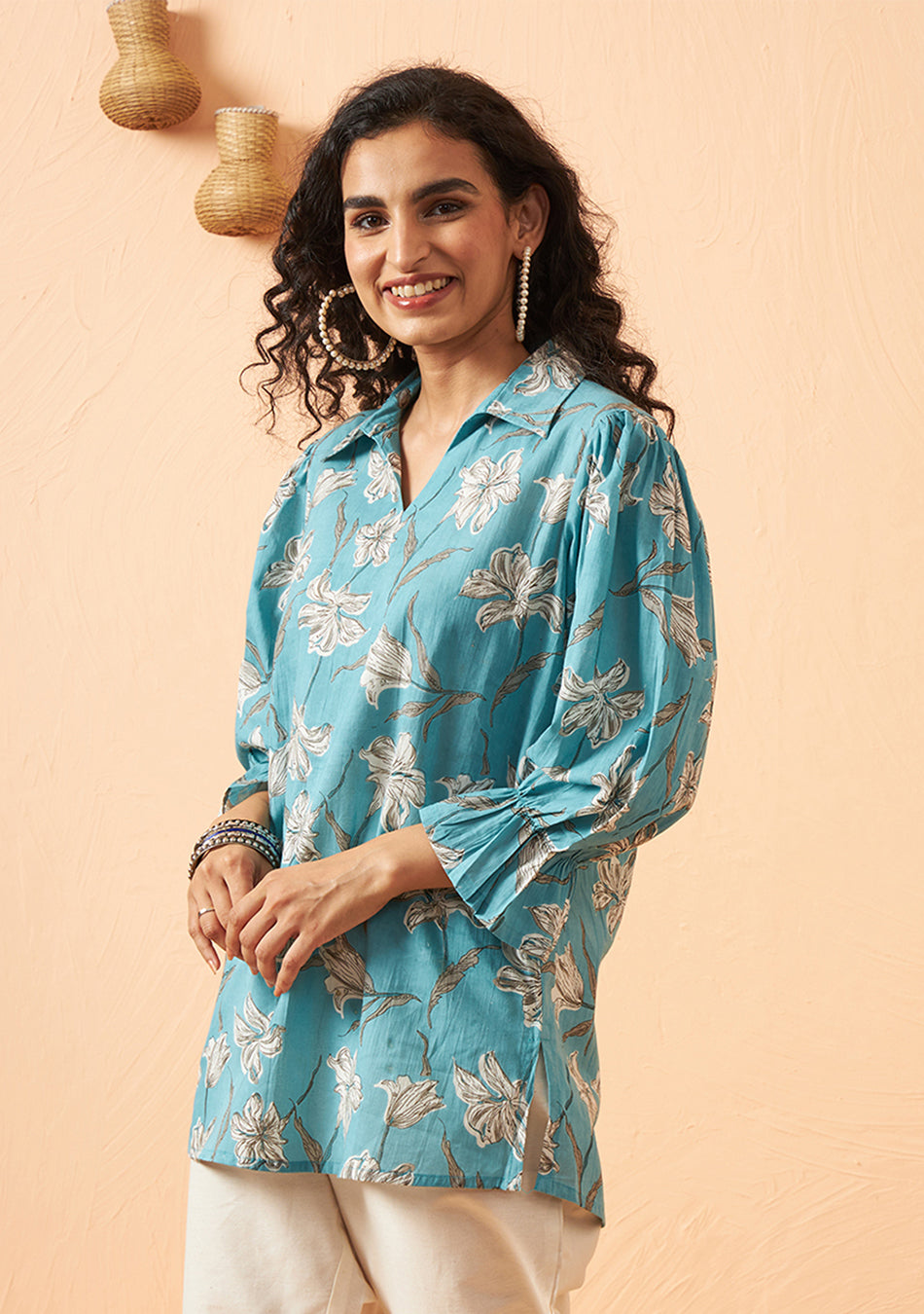 Turquoise blossom top