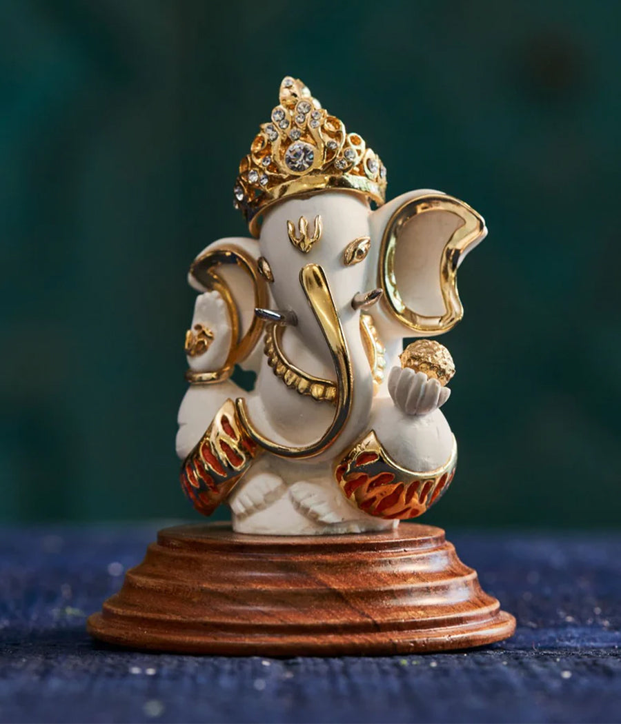 Divine Radiance Ganesha