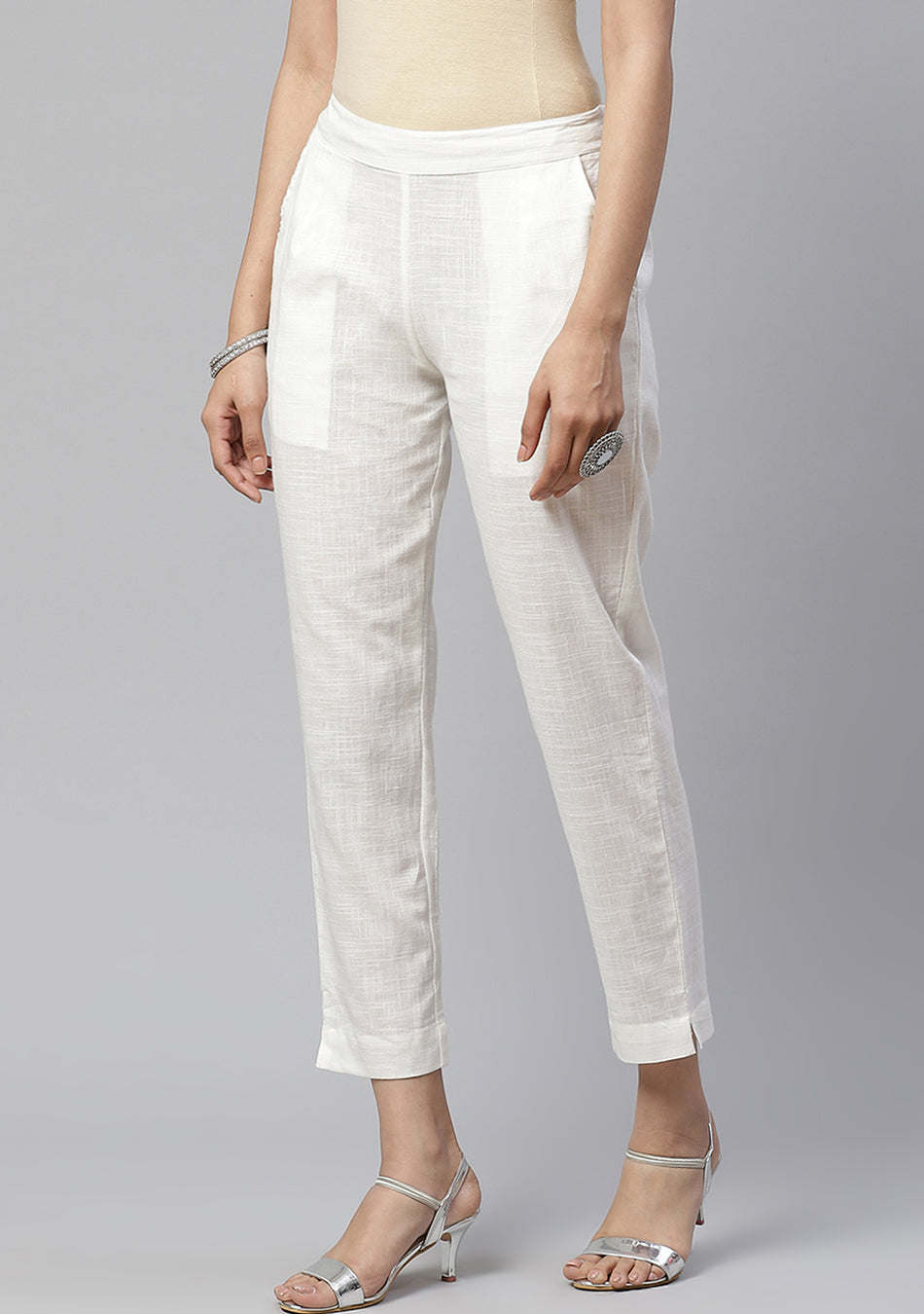 Off-White Comfort Regular Fit Solid Cotton Pant