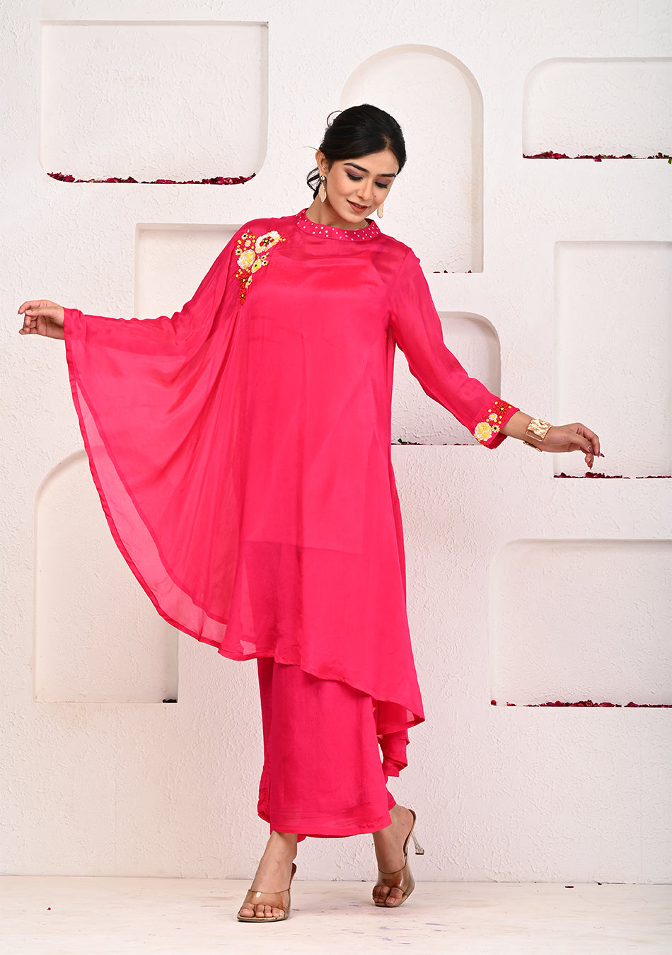 Magenta Bliss Kaftan Set with Hand Embroidery