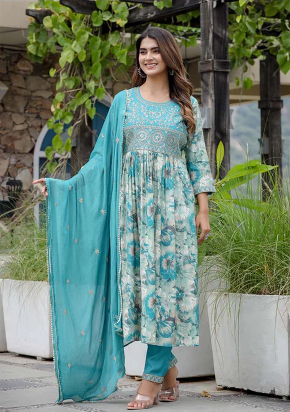 Sea Breeze Elegance Print Kurta Pant Set