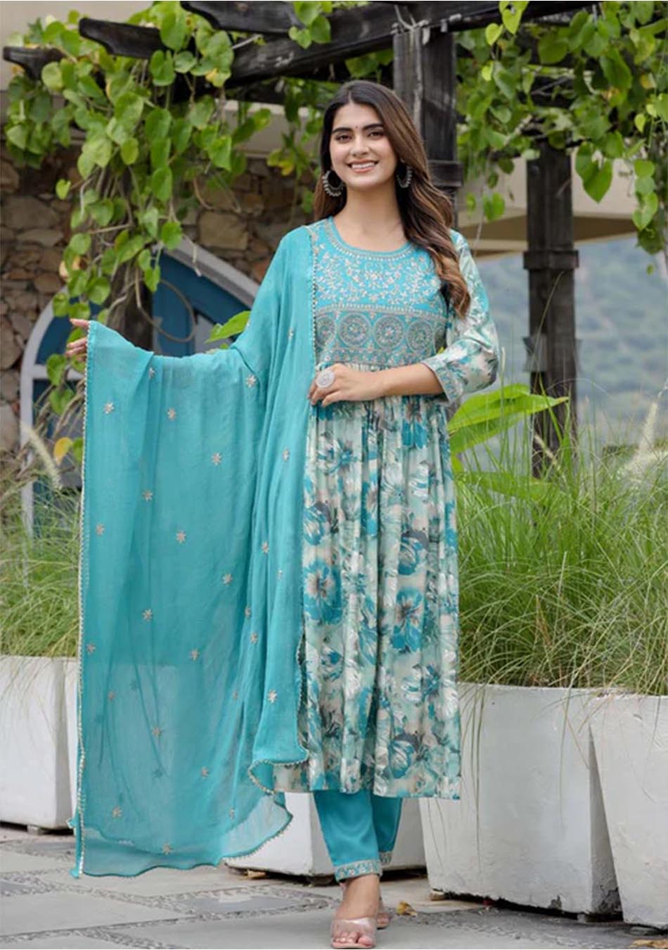 Sea Breeze Elegance Print Kurta Pant Set