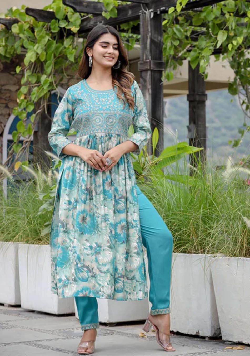 Sea Breeze Elegance Print Kurta Pant Set