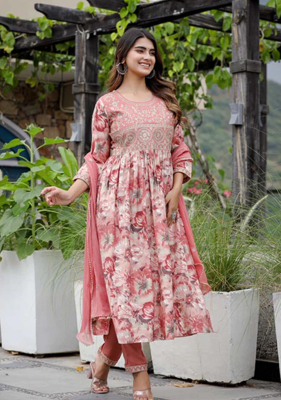 Salmon Pink Elegance Print Kurta Pant Set