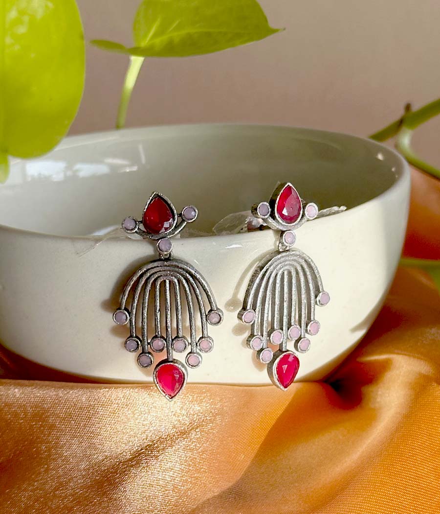 RED FROST RADIANCE STUDS