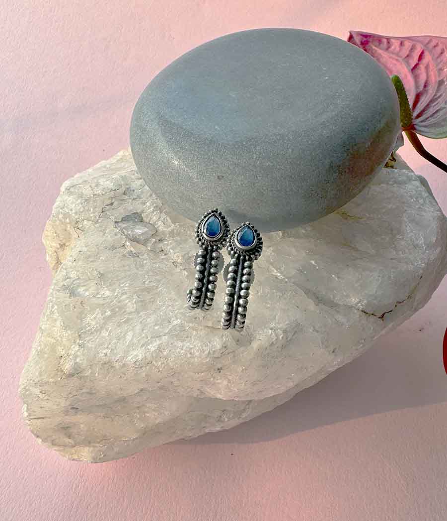 Azure Hug Studs