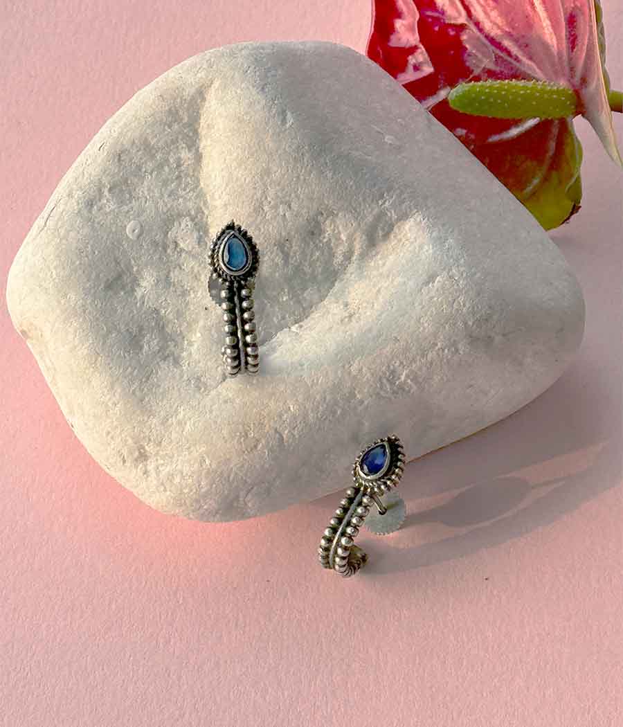 Azure Hug Studs