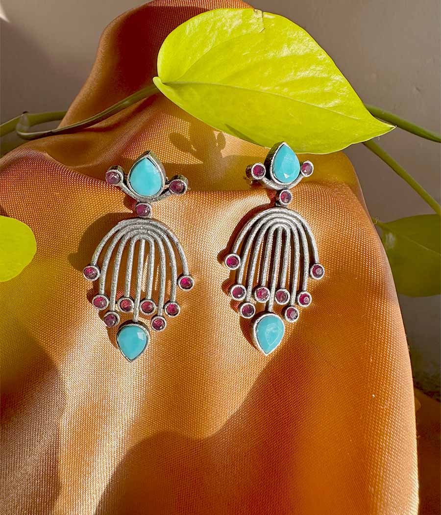 CYAN FROST RADIANCE STUDS