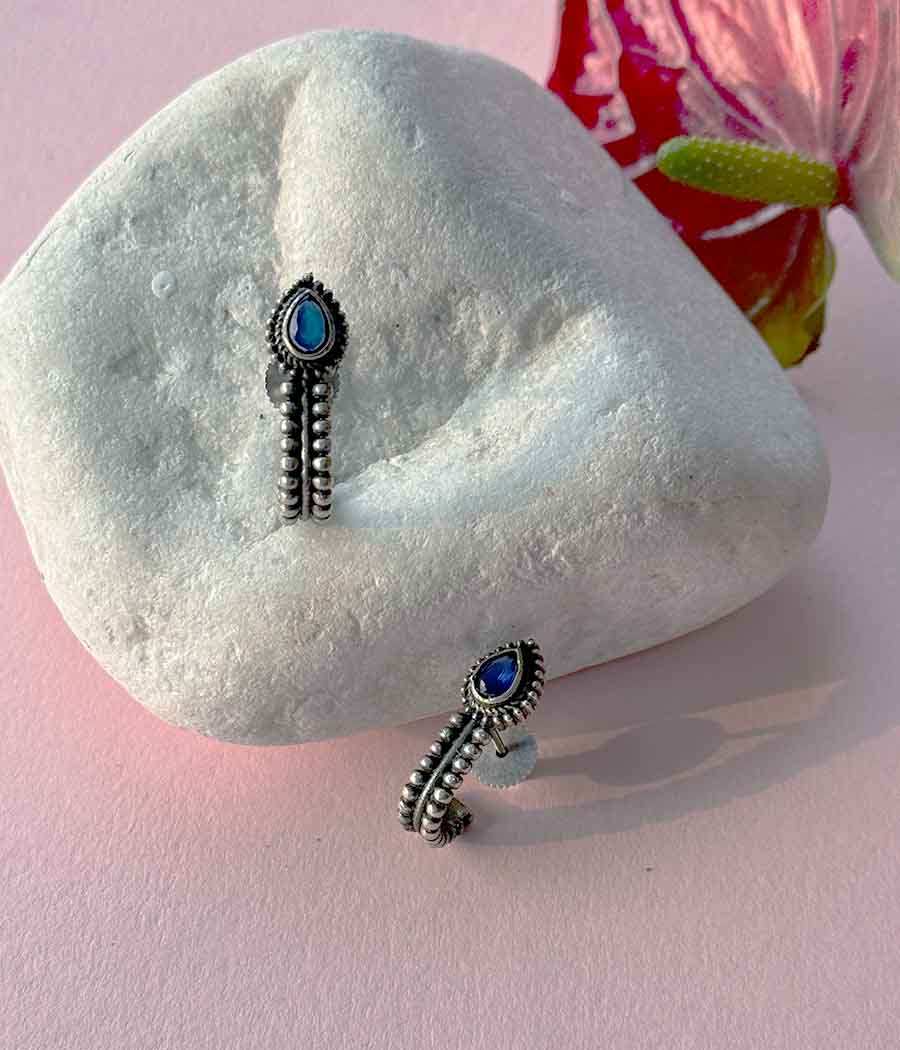 Azure Hug Studs