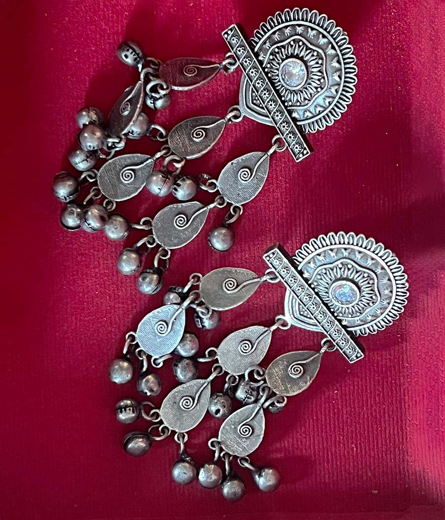 Banjara String Dangler