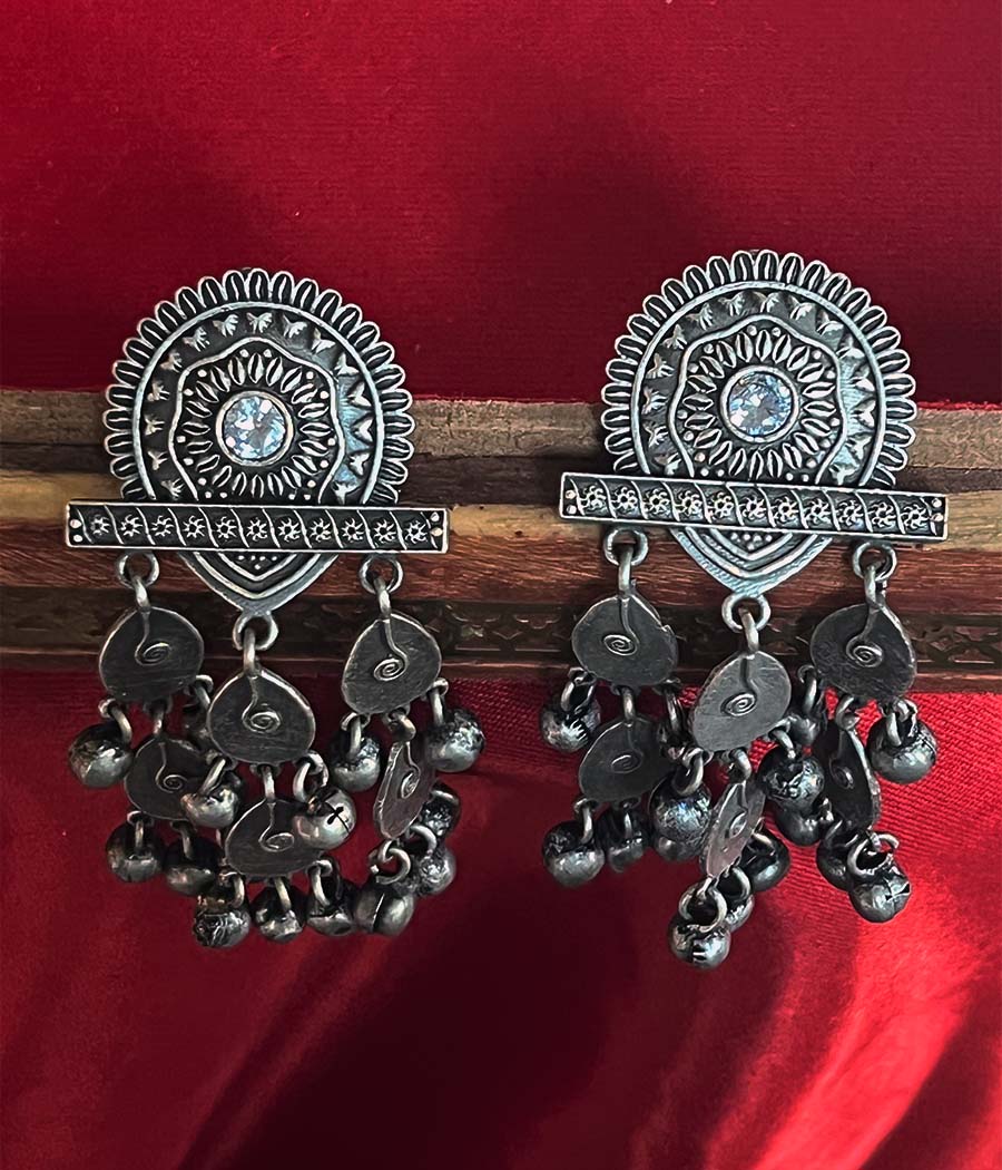 Banjara String Dangler