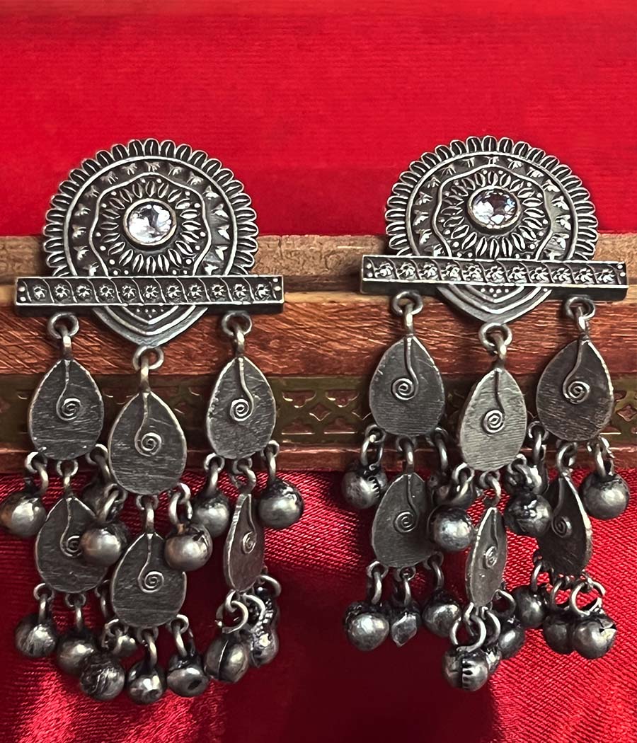 Banjara String Dangler