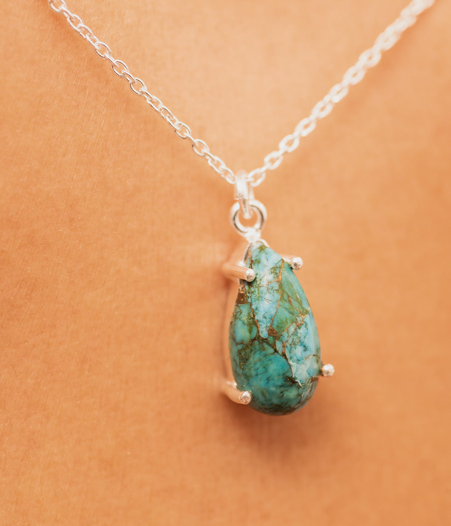 Turquoise Connection Pendant Necklace – Moonstruck Design