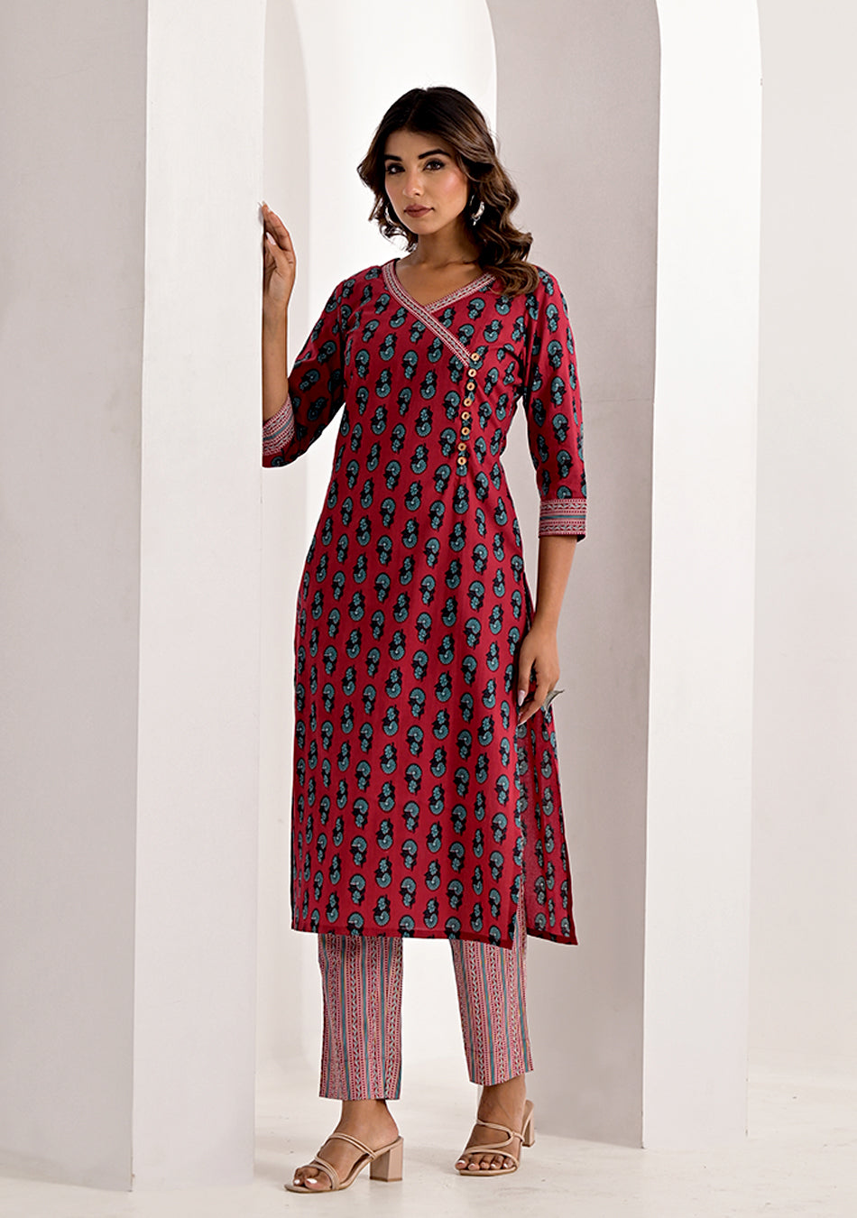 Crimson Printed Floral Kurta Pant Set