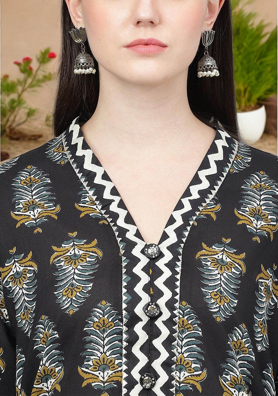 Black Printed Cotton Straight Kurta Hem Cuffed Pant Set