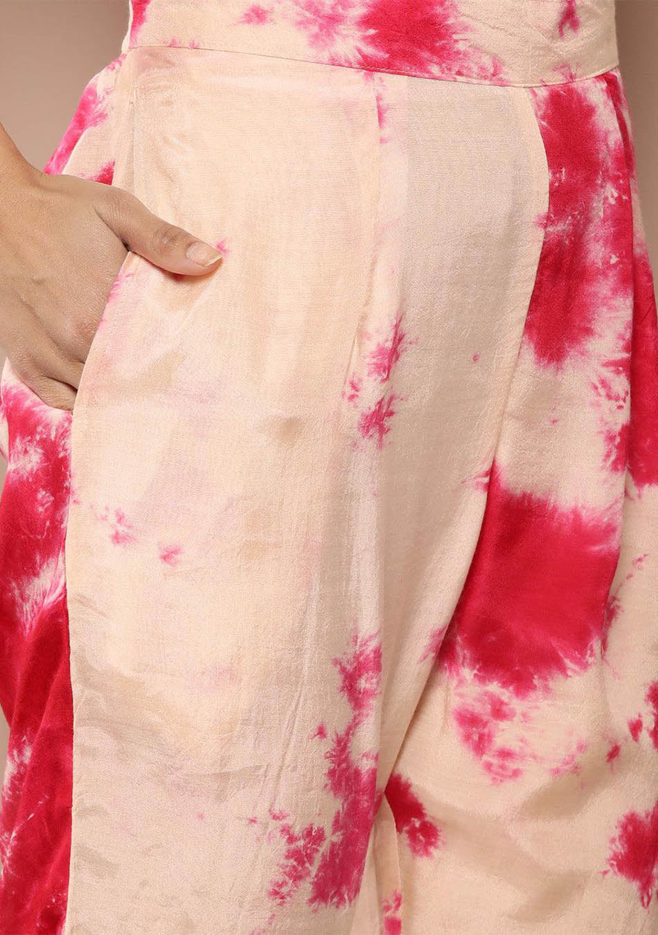 Muslin Tie and dye Printed Kurta Pant Set with Organza Dupatta