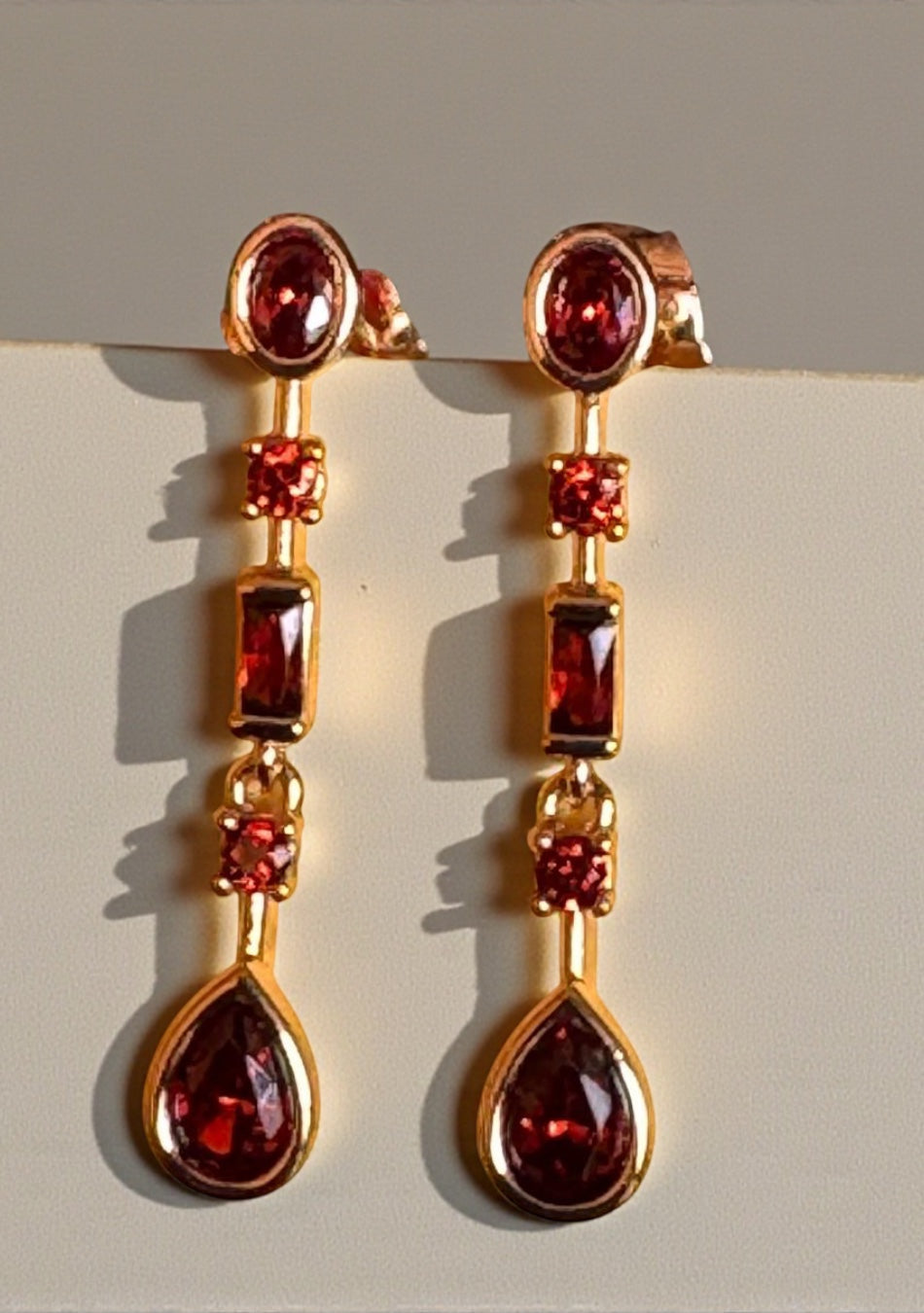 Ruby Luxe Linear Drops