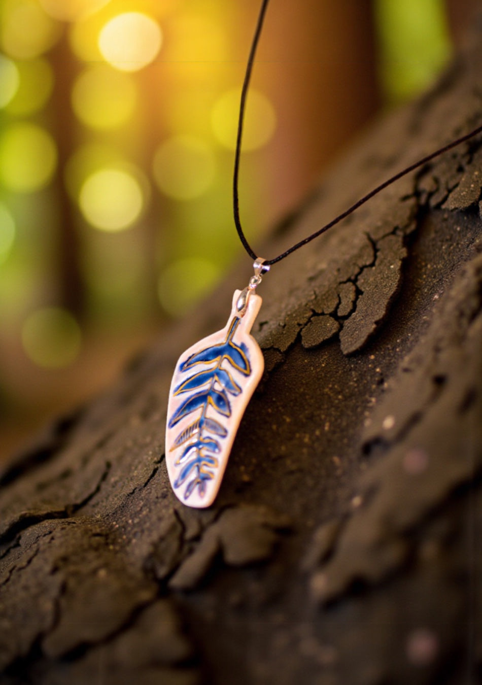 Leaf Necklace - Dark