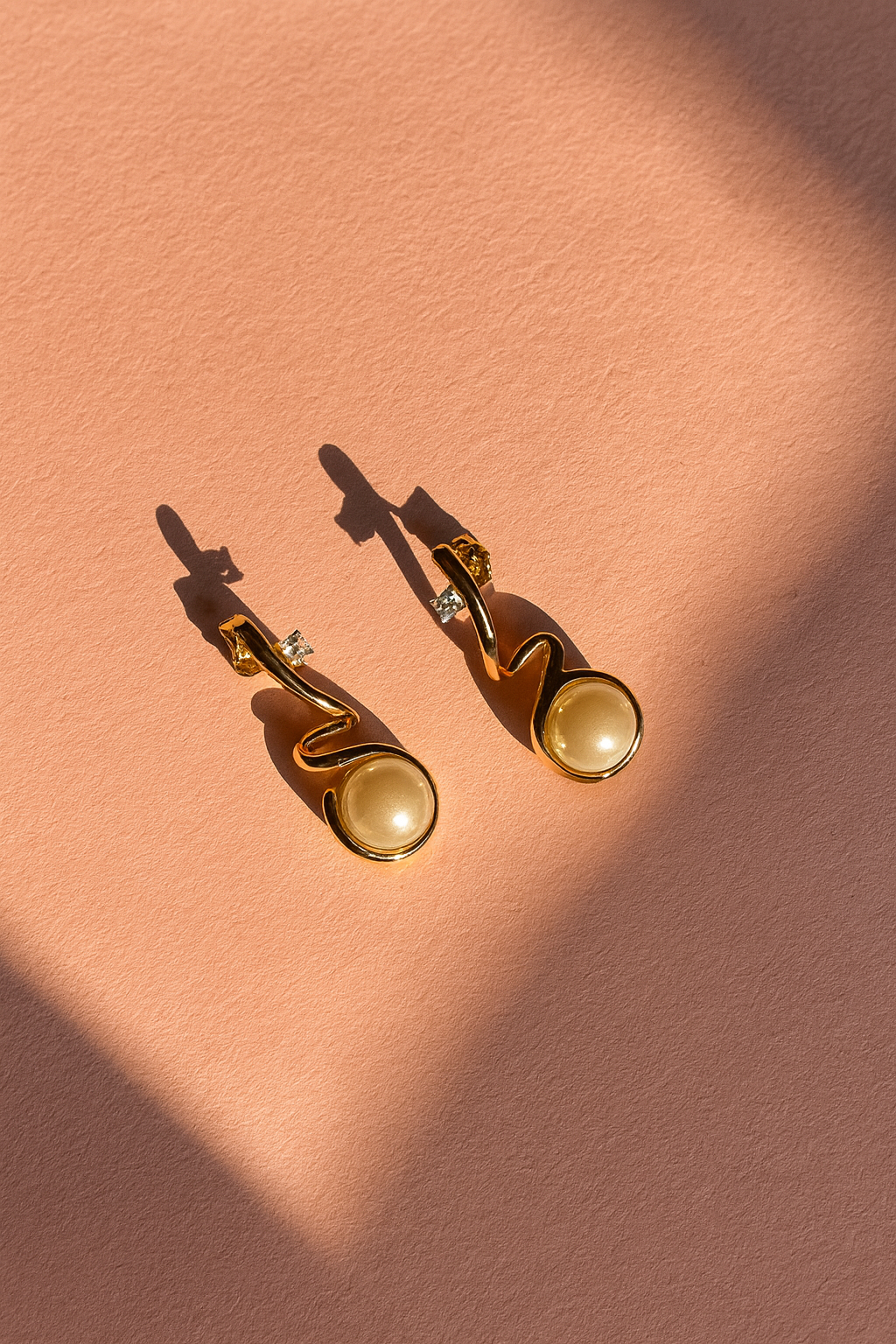 Golden Wave Pearl Earrings