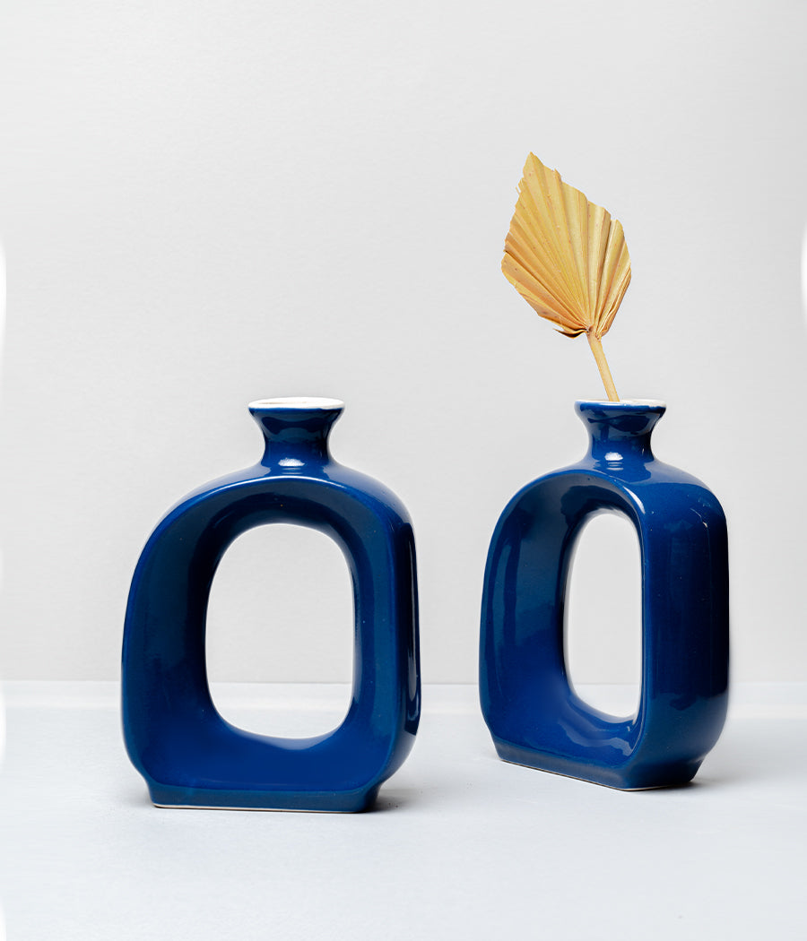 Dense Blue Vase Set