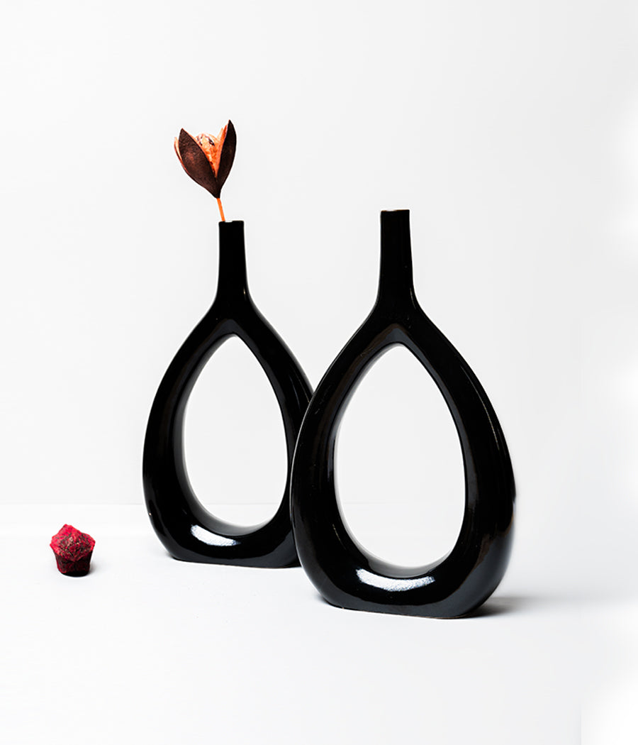 Loop Black Vase Set