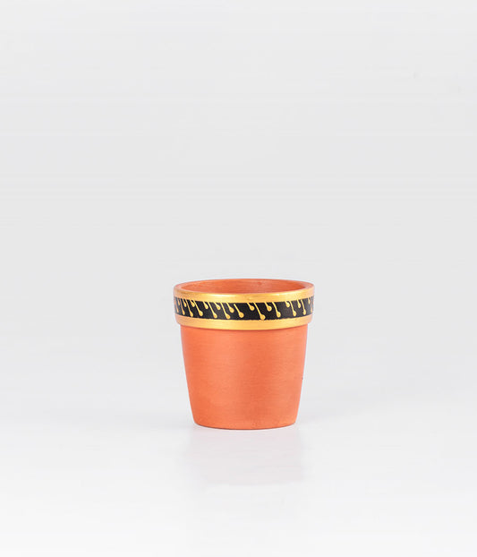 GOLDEN BROWN LINE PATTERN CLAY POT WITH WIDE RIM